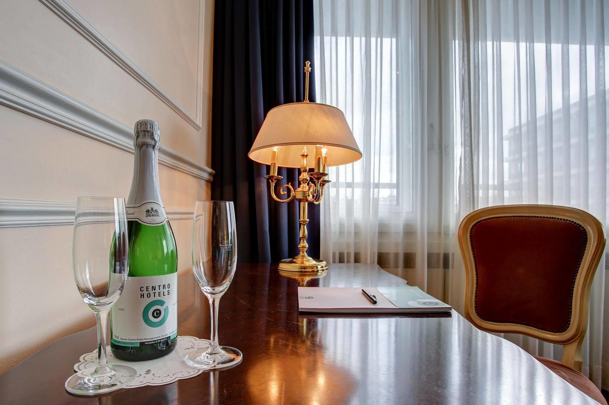 Centro Hotel Bristol Бонн Екстер'єр фото