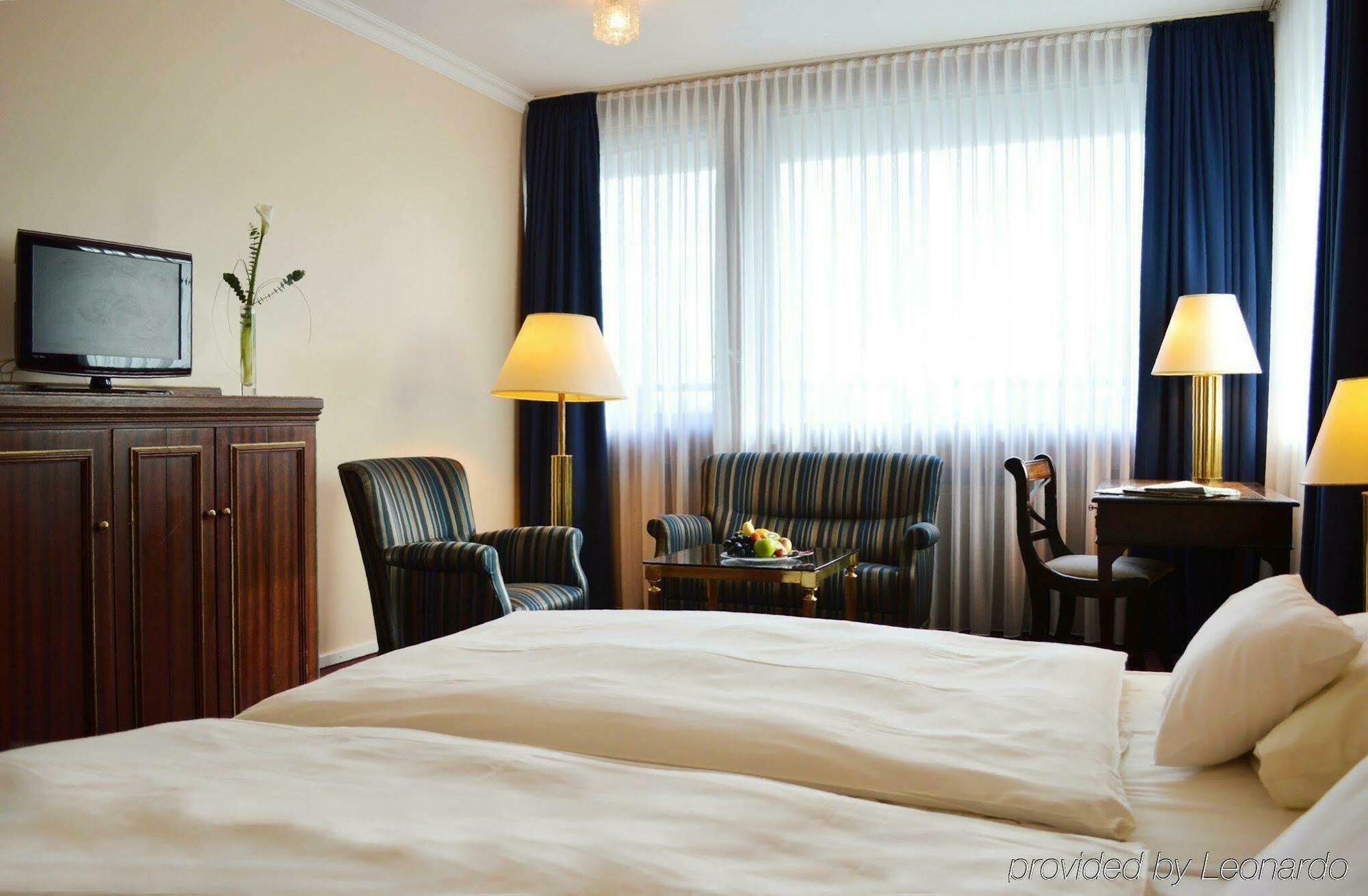 Centro Hotel Bristol Бонн Екстер'єр фото