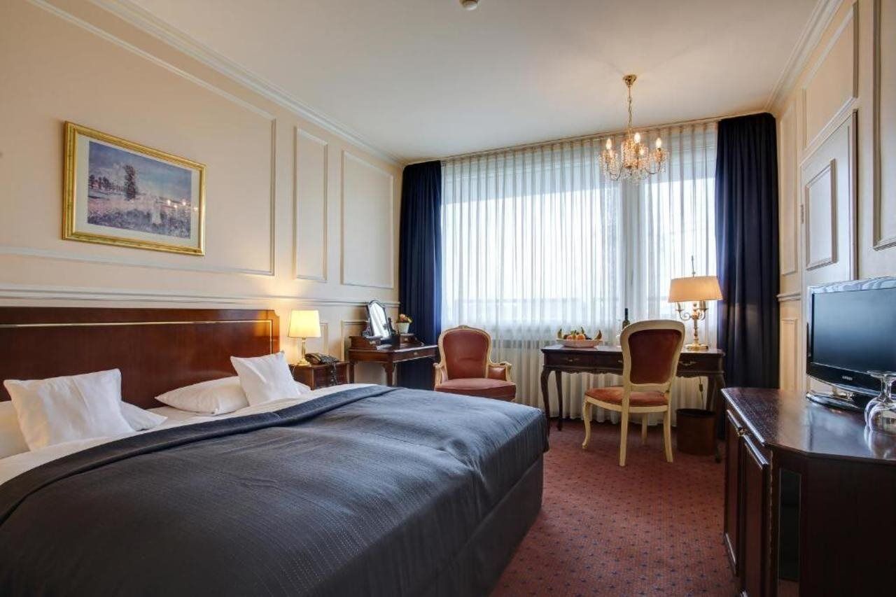 Centro Hotel Bristol Бонн Екстер'єр фото